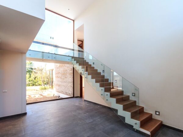 The Benefits of Using Steel for Railings